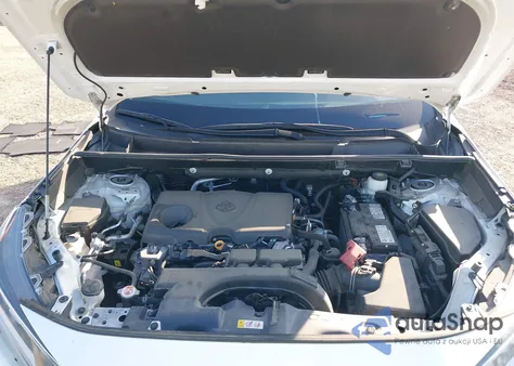 2021 Toyota Rav4 Xle z USA, uszkodzony, nr VIN 2T3W1RFVXMC147900